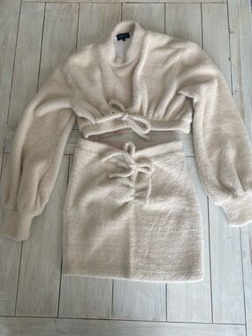 Majorelle Tan White Chevron Cropped Sweater & Skirt Set Small